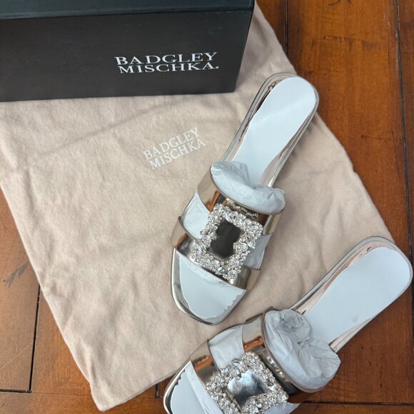 Badgley Mischka Collection Josette Slide Sandals, Champagne Gold, size 8, NIB - Picture 3 of 13